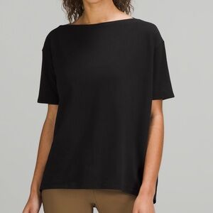 lululemon Back in Action Short Sleeve Shirt
